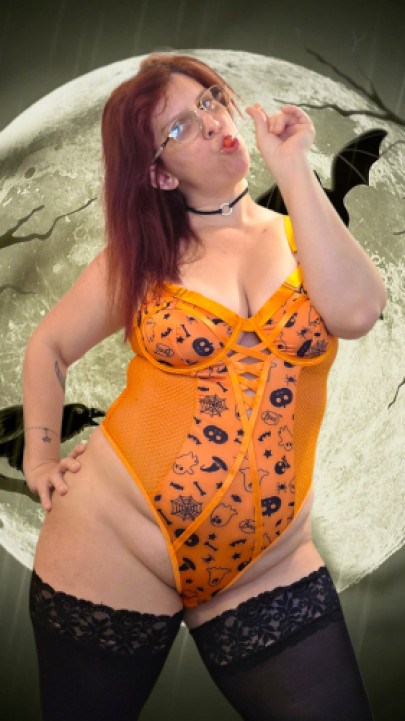 SirenGoddessxX:Spooky play