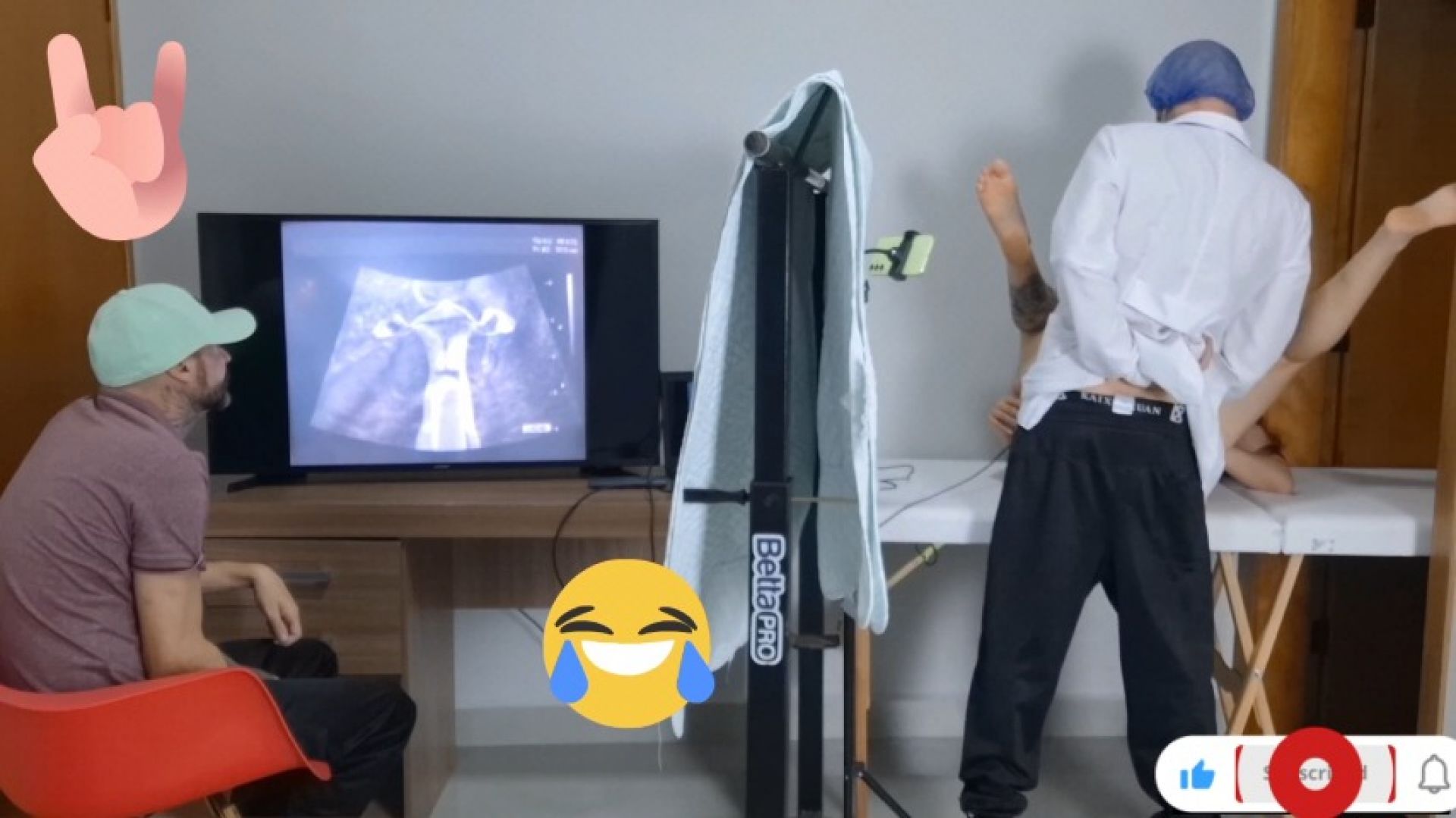 Ksalnovinhos:Cuckold takes his wife for an ultrasound and wife cheats on