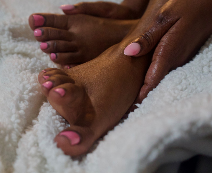 CumWithUss:Pretty Pink Toes