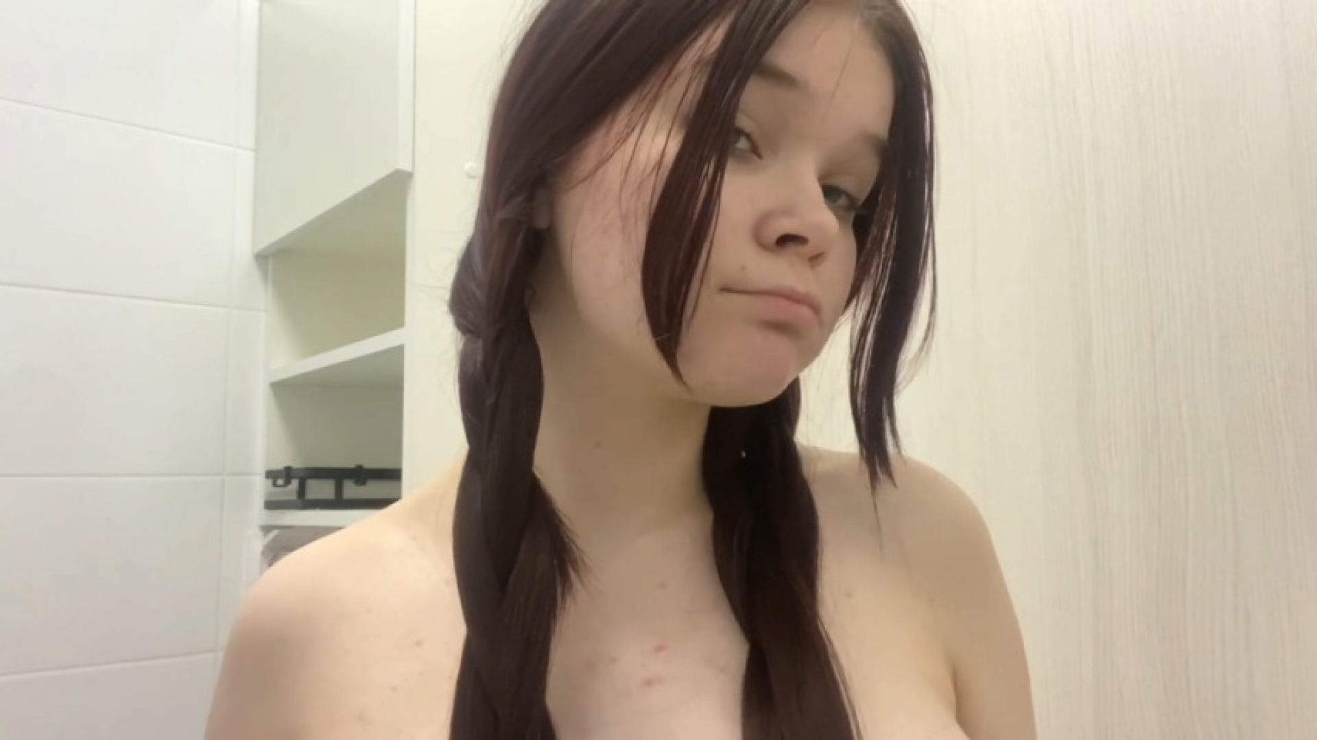 RinnyPie:Braiding pigtails with you