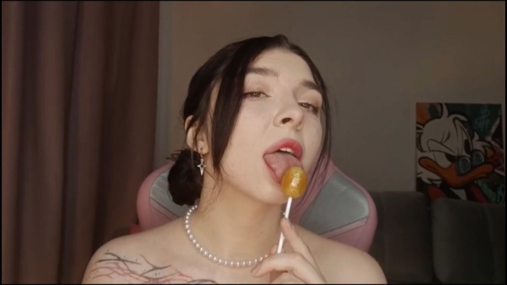 SabriaRay:Having Fun With a Lollipop