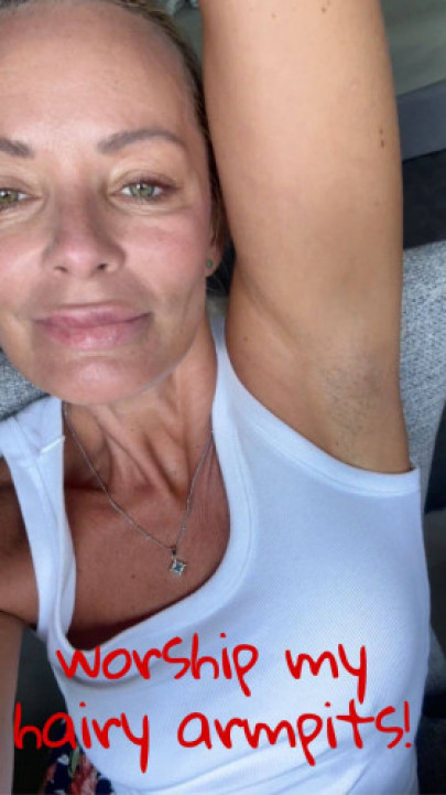 NataliaBauer:worship my hairy armpits