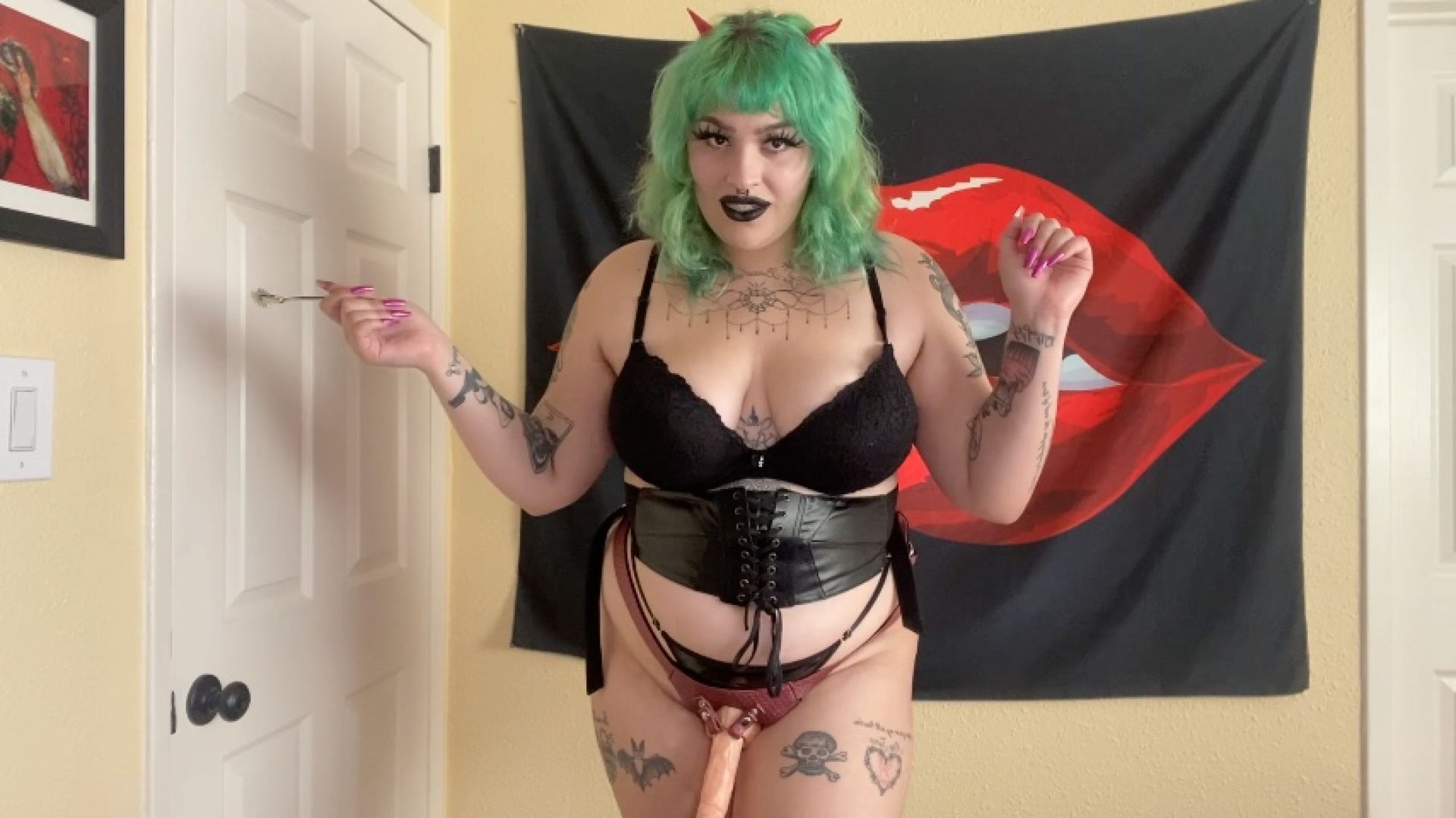 mistressritualclips:Sadistic Mistress and her Strapon