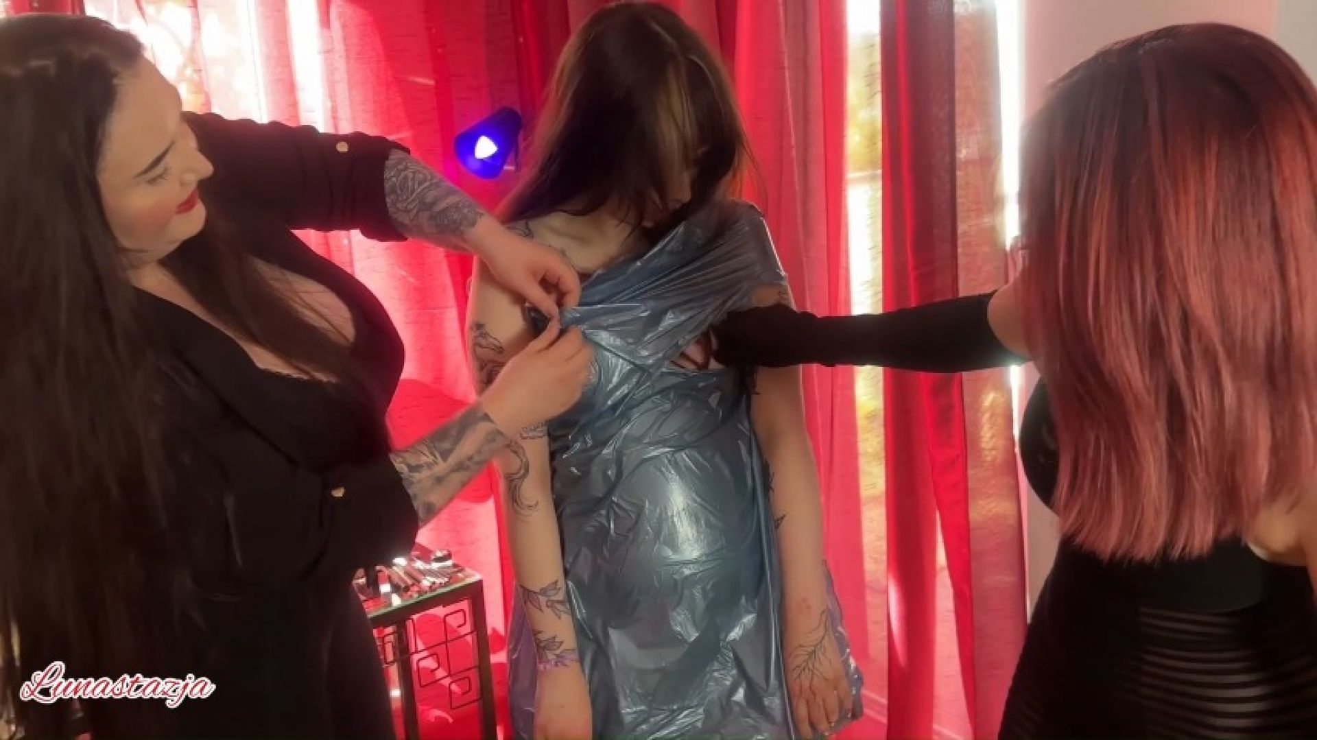 Lunastazja KeiyHart:Step-sis humiliation part 2
