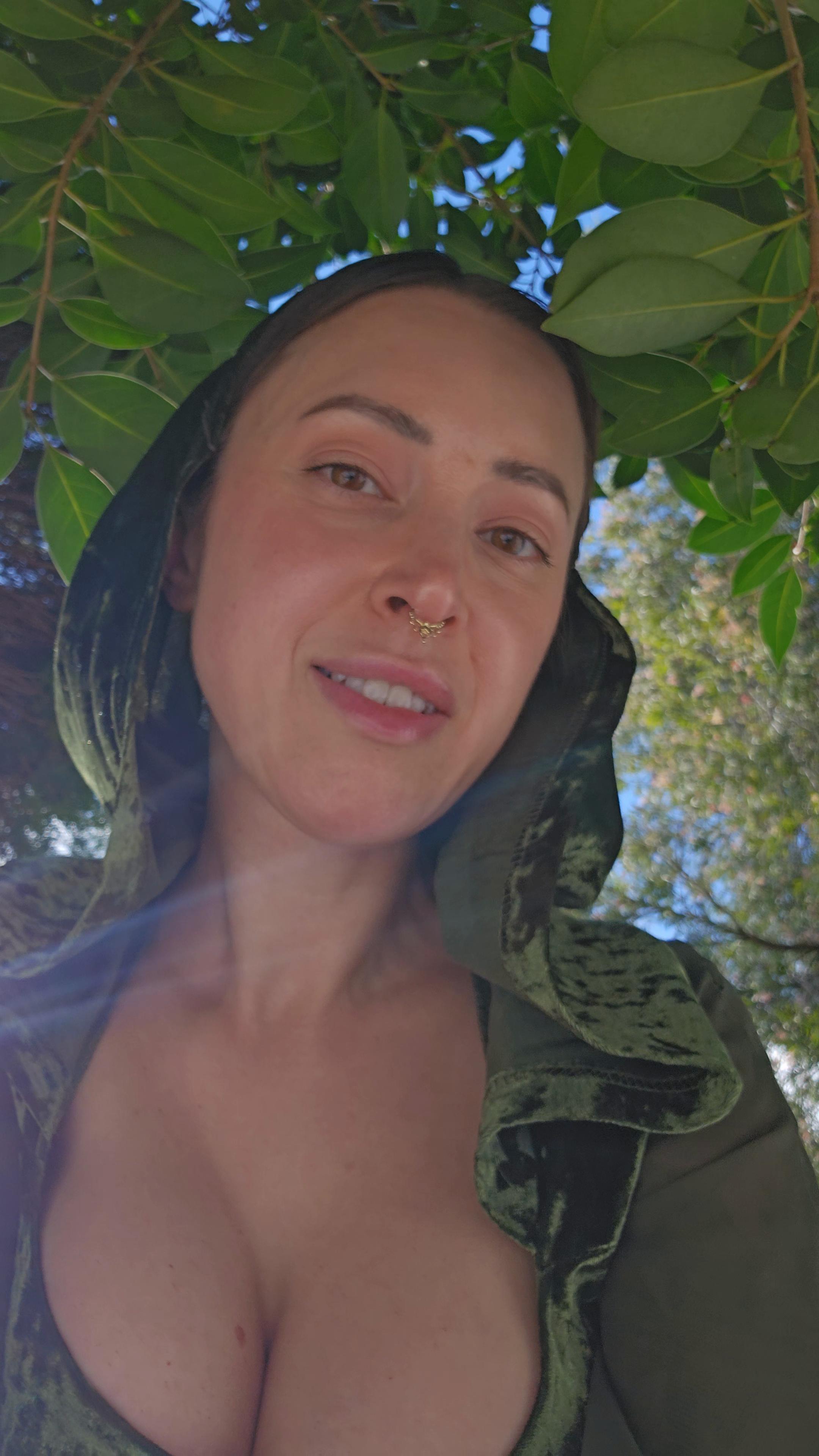 GoddessTarot:Bush Romp