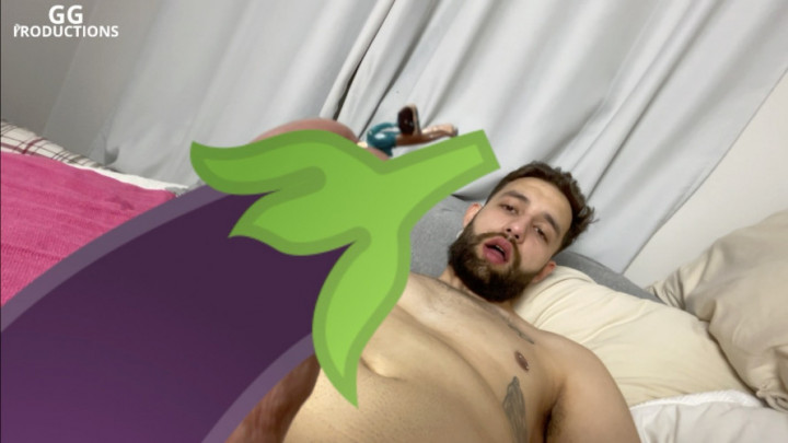 Feetvini:Giant Theo making you tiny sniff his dick