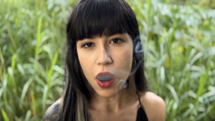 AyanamiRaw:Smoking Marlboro in the garden