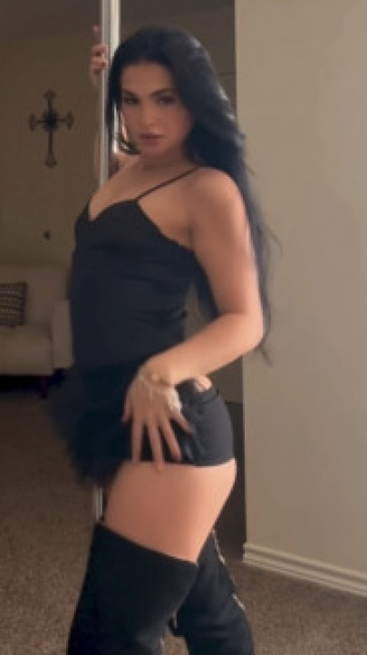 Kyliebloome3435:Dance with me