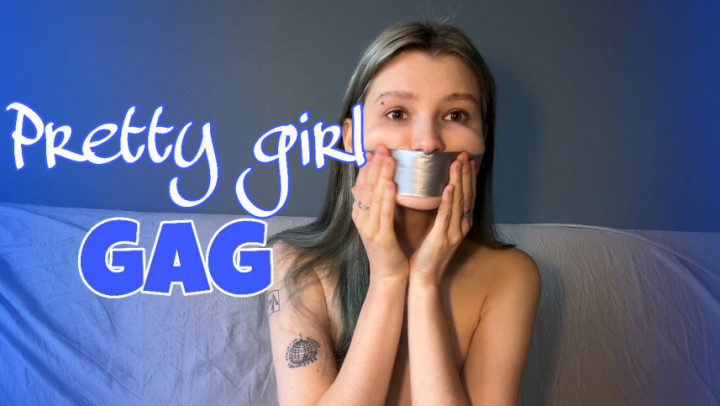 CassieBloomm:Pretty girl gag