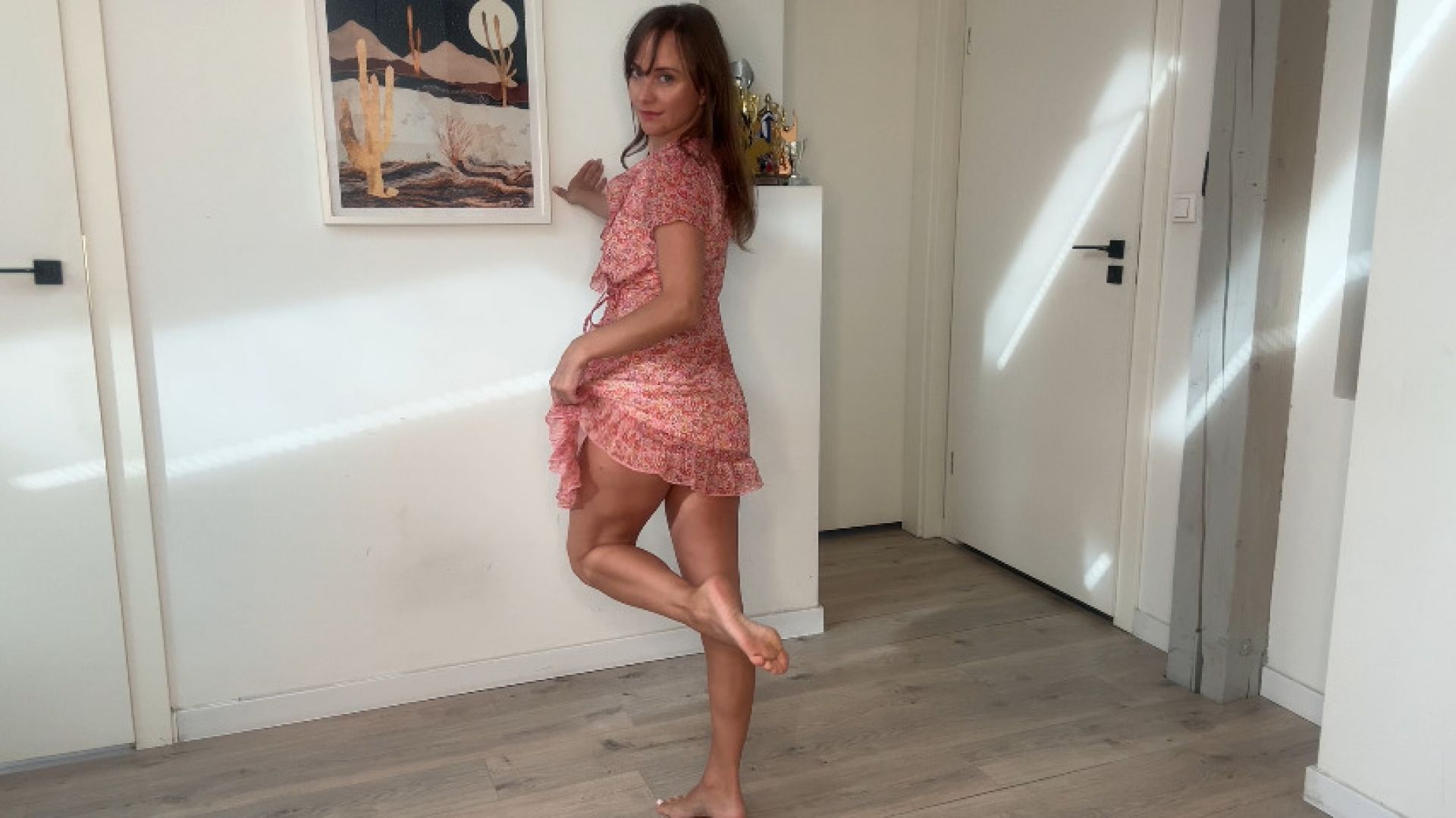 SammyPeeks:Summer Dress to Swimsuit: Nude Clothing Try-On Session