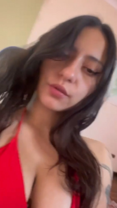 queenlily:Latina Big Ass Oiled & Double Penetration with Toys - Part 1