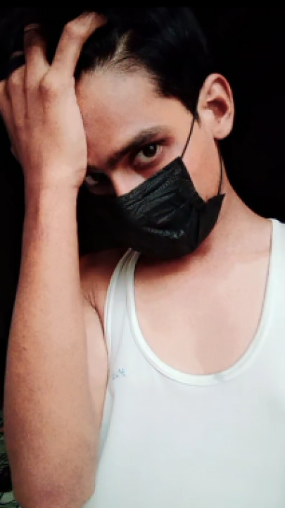 Irfansoomro21:Hot irfan  Pose