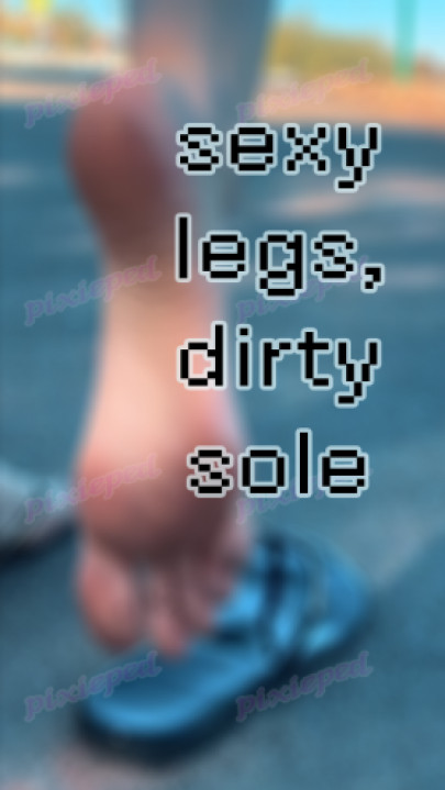 pixieped:Flip-Flop Walk at the Park, Dirty Sole Flash