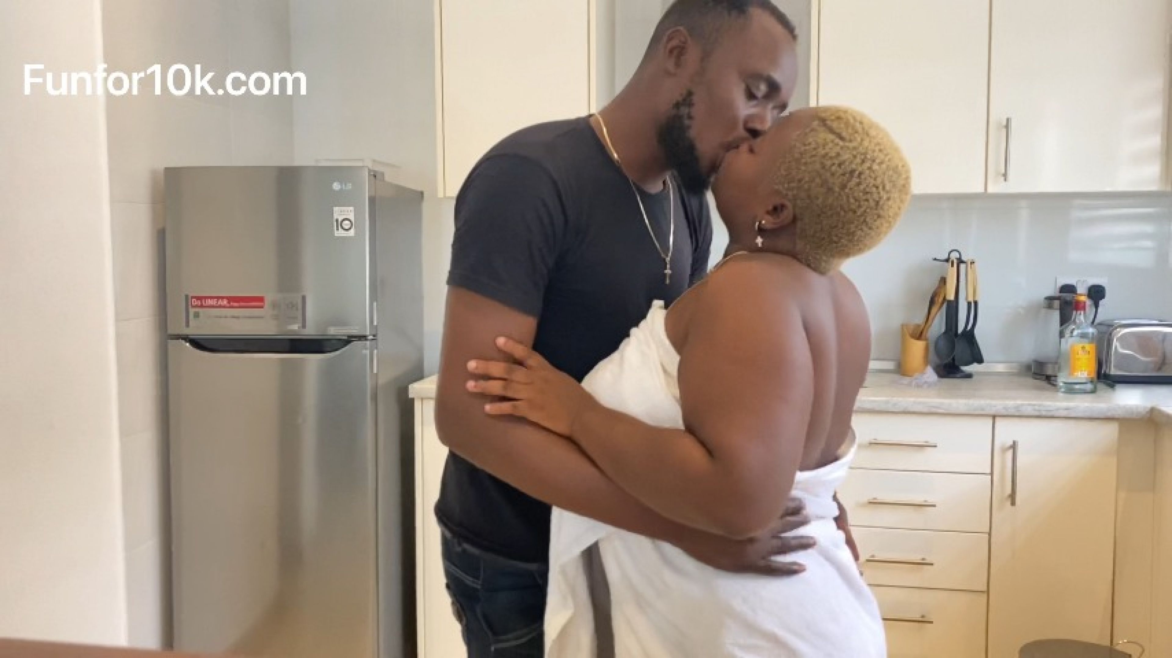 straightgloryhole:New married couples fucks all the time