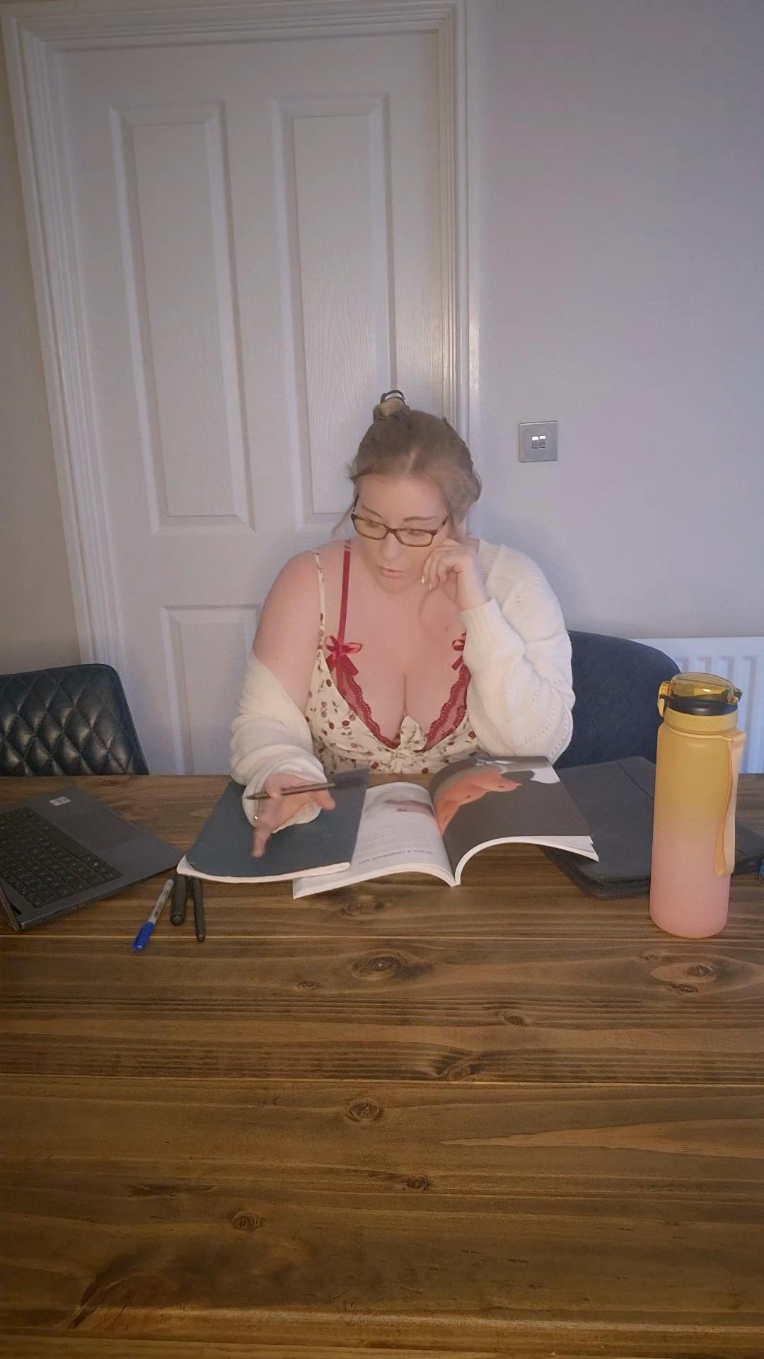 VerityQueenCumslut:Hello Professor... Extra Credit ? Role Play