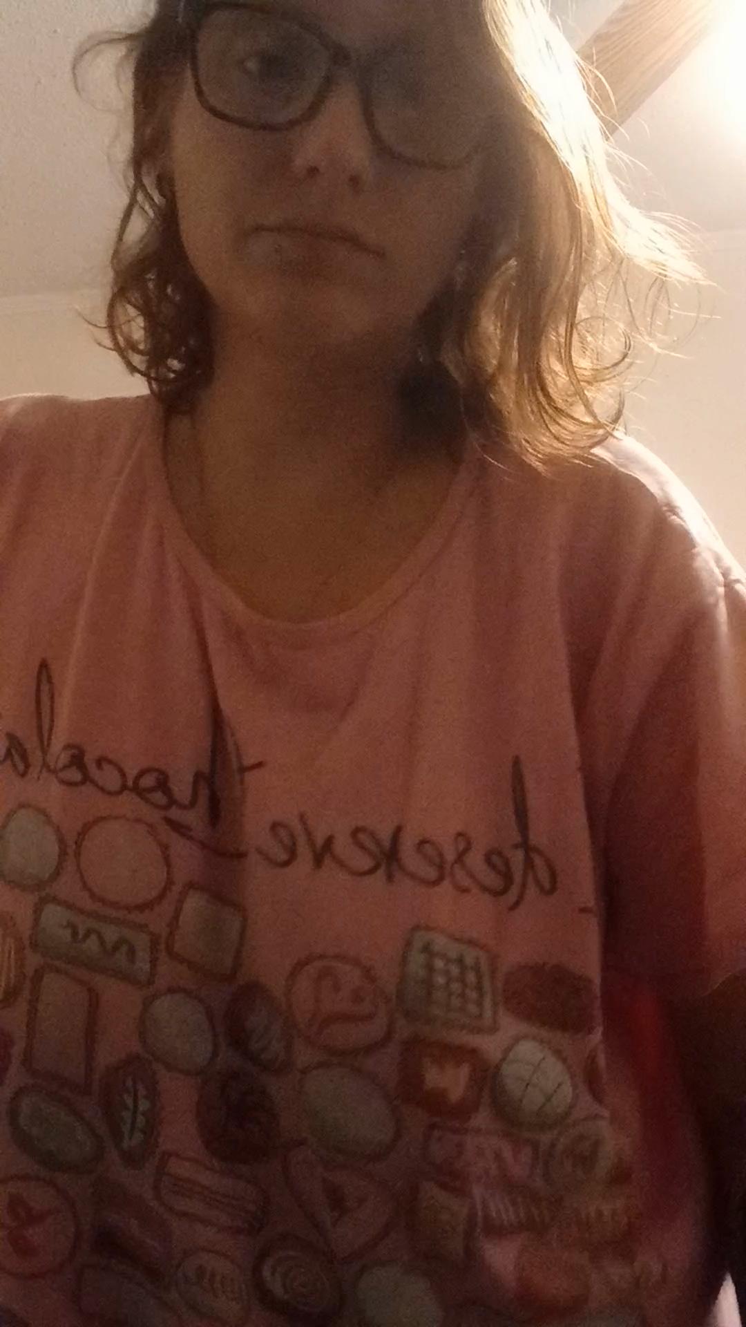 Mazaking420Queen34:Being a little naughty