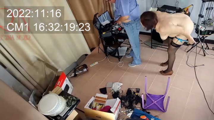 Hidden cam. Cleaner in office GODDESS REGINA