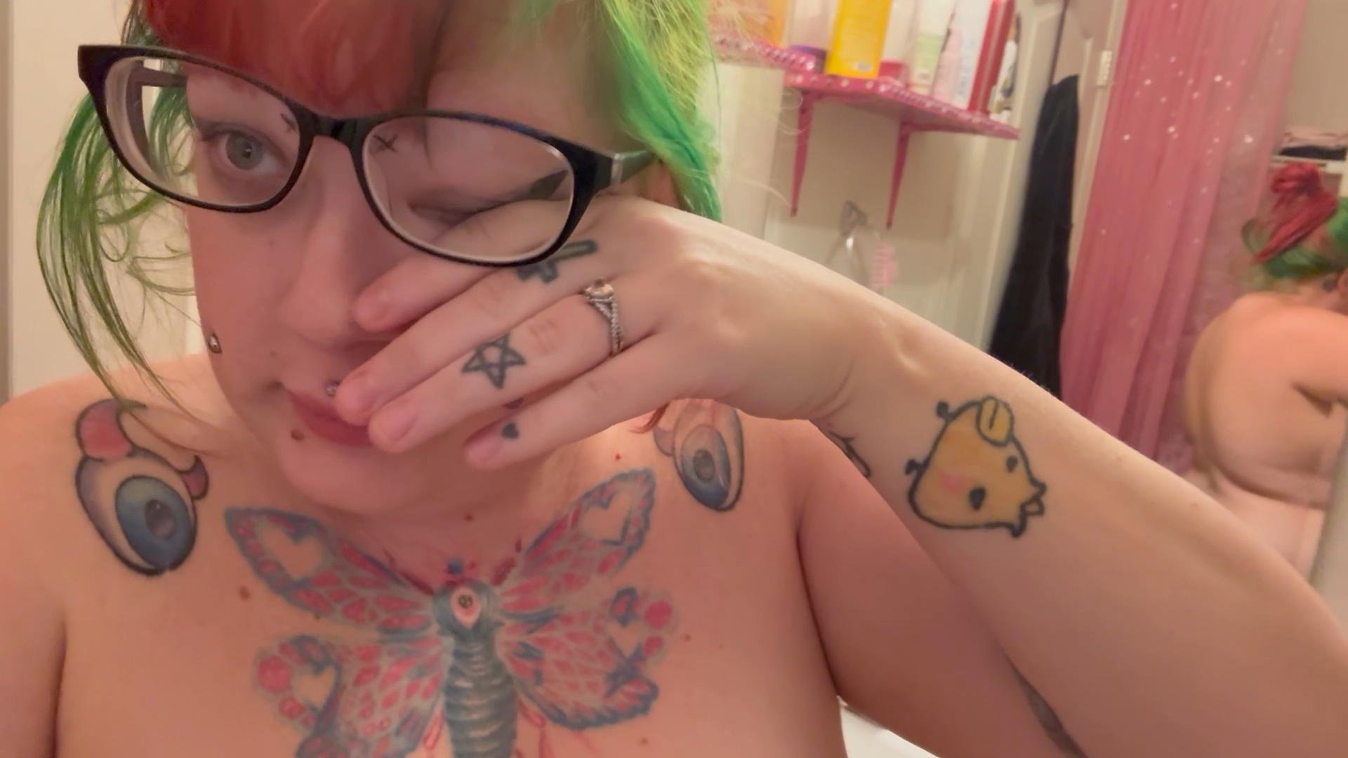 Bimbo Doki:Just woke up PEE