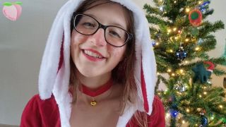 [1.61 GB] - Blowjob Kisses from the Christmas Bunny - Amber Sonata