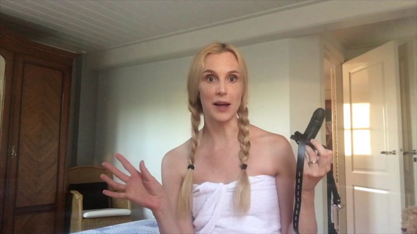 Deep-Throat Gag Training Ariel Anderssen