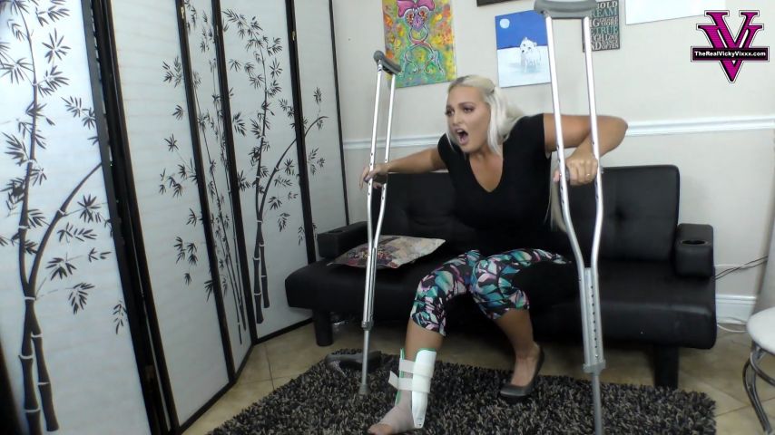 What the HEEL with Macy VV Fetish and Femdom