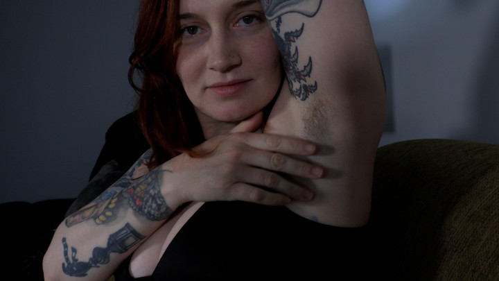 Fucking Mom's Au Naturale Pussy 4K
