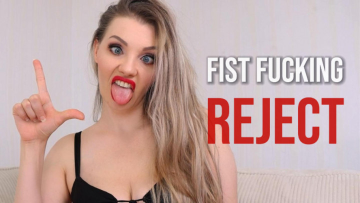 Honey Barefeet:Fist Fucking Reject